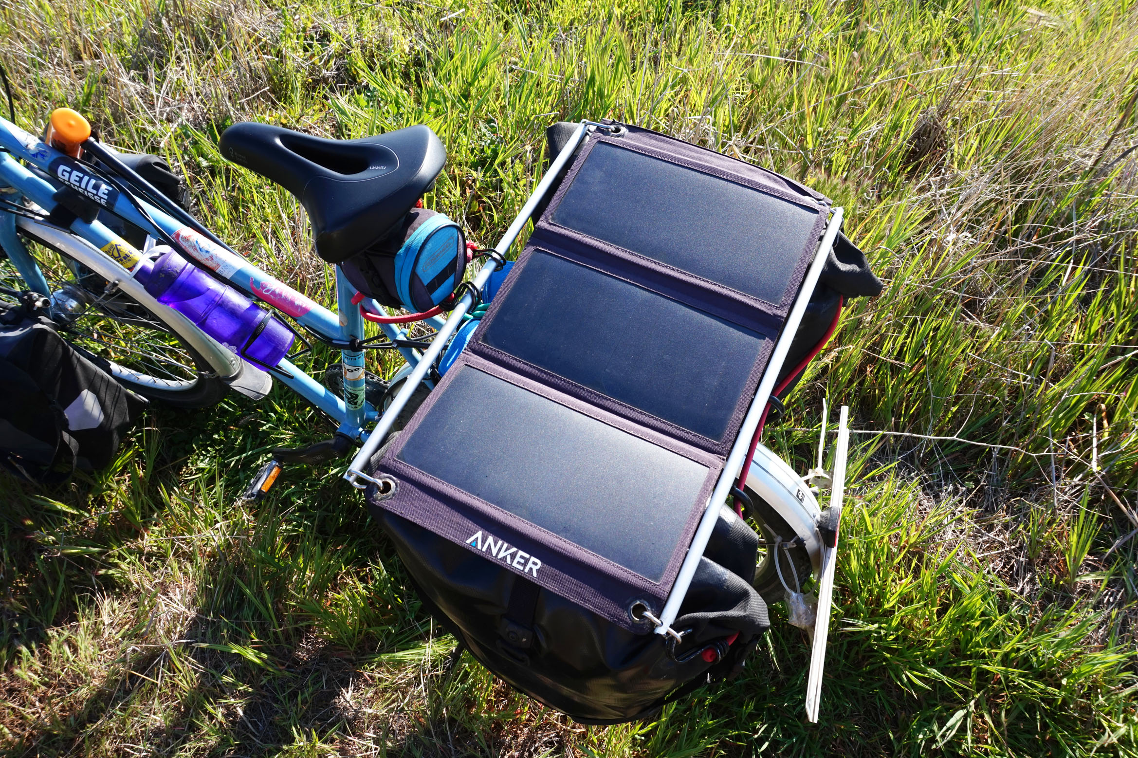 Stromversorgung für unterwegs: Das Anker 21 Watt Solarpanel